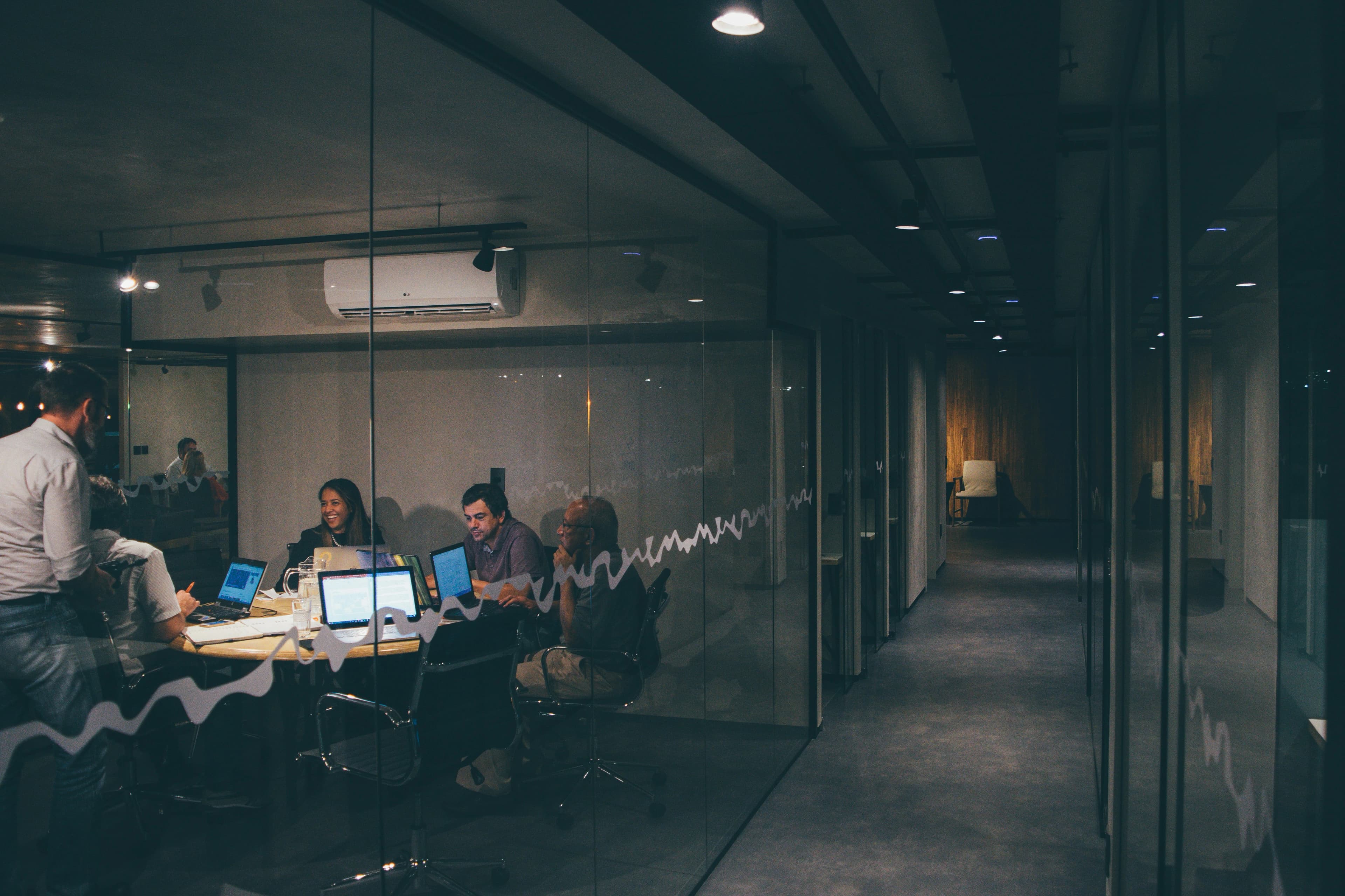 The Risk of Not Adopting AI in B2B Operations